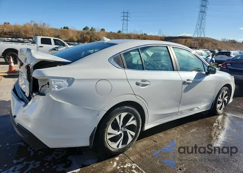 2021 Subaru Legacy Premium z USA, uszkodzony, nr VIN 4S3BWAF65M3006261